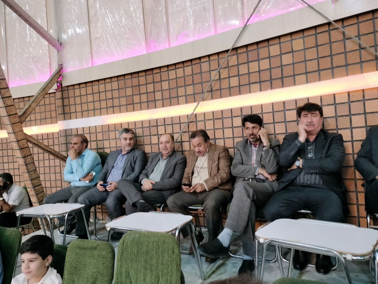 کتاب ایل آقایی