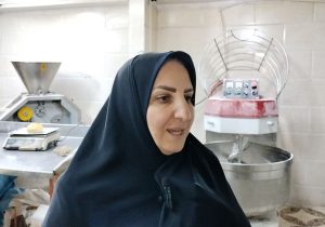 نادیا صداقت 