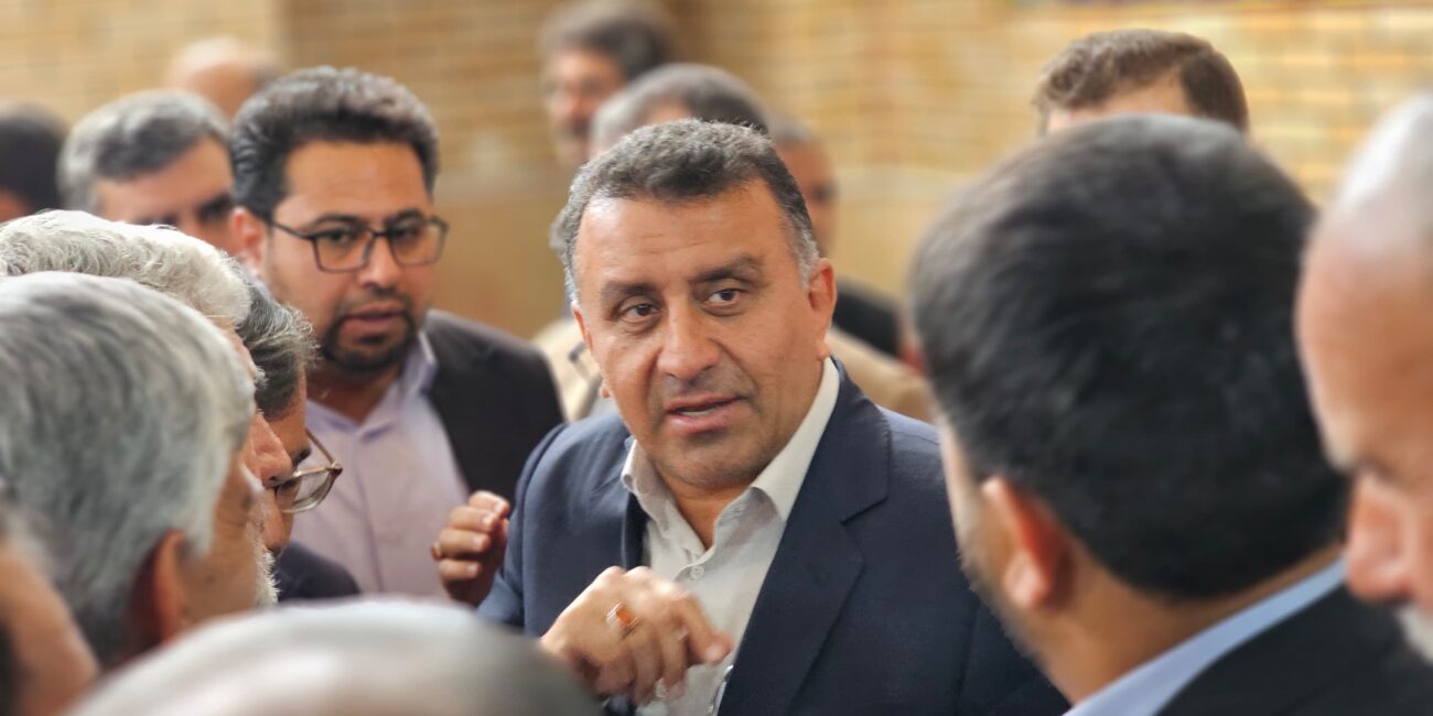 دیدار نماینده مردم بویراحمد، دنا و مارگون در مجلس از با اهالی روستای وزگ