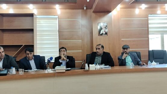 جلسه بررسی پروژه های راهسازی شهرستان های بویراحمد دنا و مارگون
