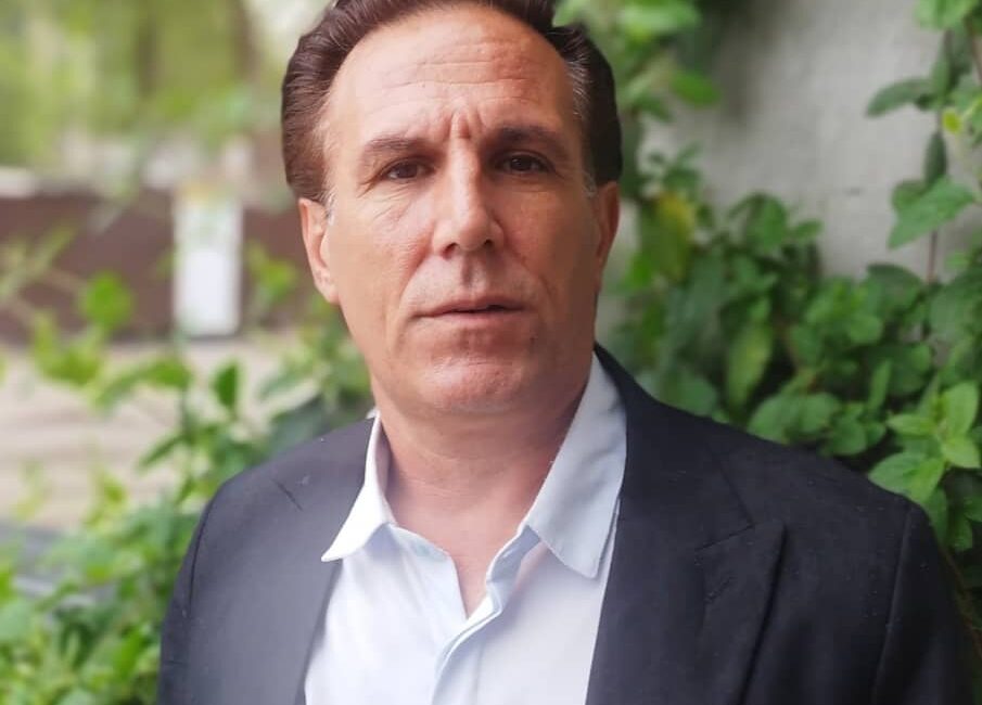 پیروز عادلخانی سرپرست معاونت مالی و پشتیبانی آب و فاضلاب شهرستان بویراحمد