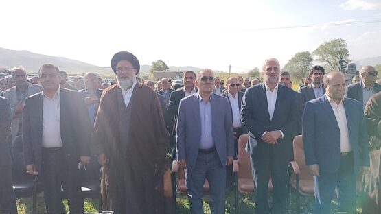 مراسم کلنگ زنی کارخانه تولیدی اتومبیل هیبریدی سقاوه 