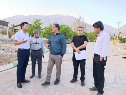 بازدید شهردار سی‌سخت از املاک واگذار شده به بخش خصوصی