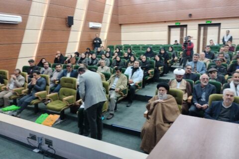 "تجلیل از شهدای اصناف یاسوج با قدردانی از هوشیاری بازار در حوادث اخیر" 21 IMG 20260122 102505 004